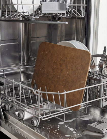 RIG TIG CUT IT Chopping Boardbrown Lifestyle Dishwasher Safe AI Assisted