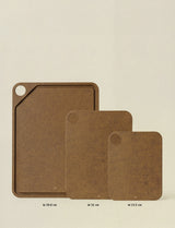 RIG TIG Z00322 1 Z00323 1 Z00324 1 CUT IT Chopping Board Brown Lifestyle Size