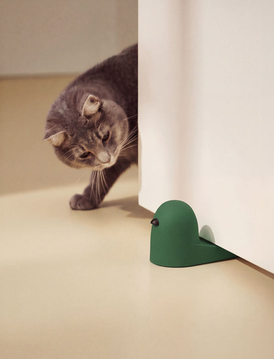RIG TIG Z00460 1 BOB Door Stopper Dark Green Lifestyle AI Assistd